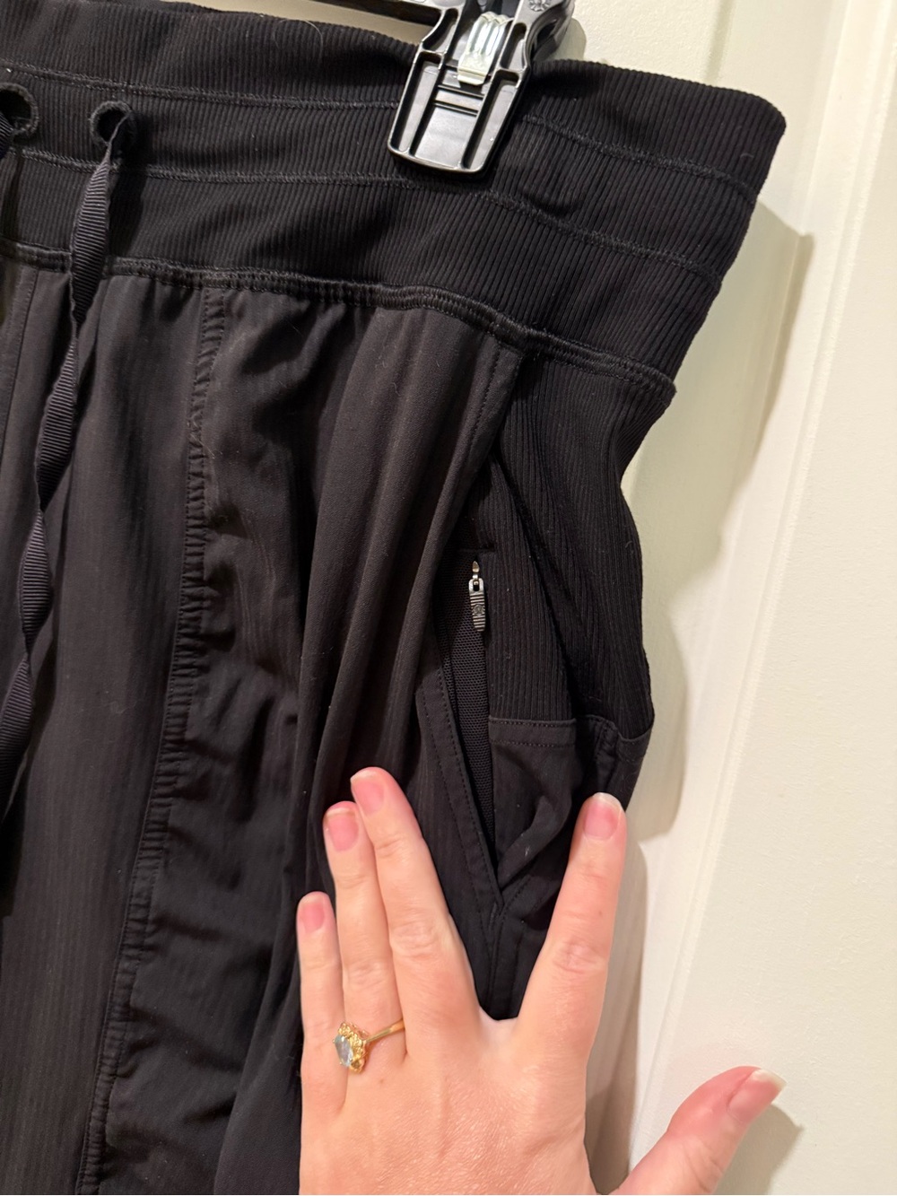 Lululemon Dance Studio Jogger *29" size 8 - Picture 9 of 11